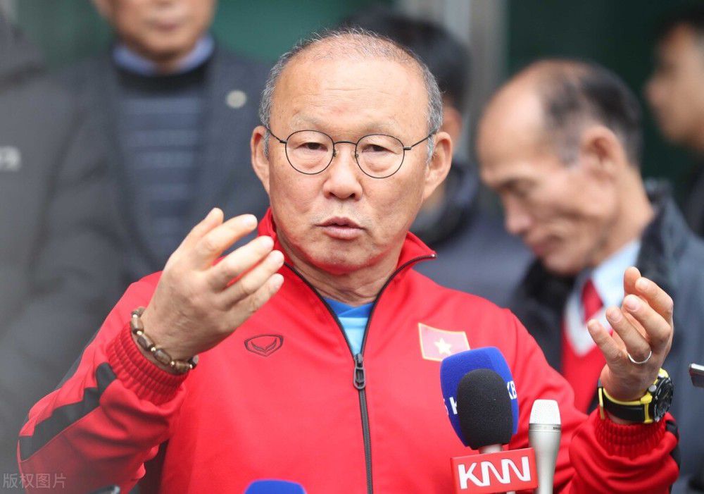 在北京时间今天凌晨进行的西甲第15轮比赛中，菲利克斯攻入全场唯一进球，帮助巴萨主场1比0击败马竞，赛后他接受了媒体的采访。